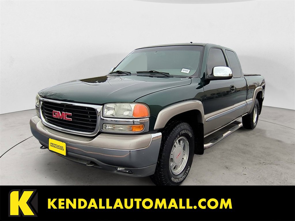 2002 GMC Sierra SLE's photo