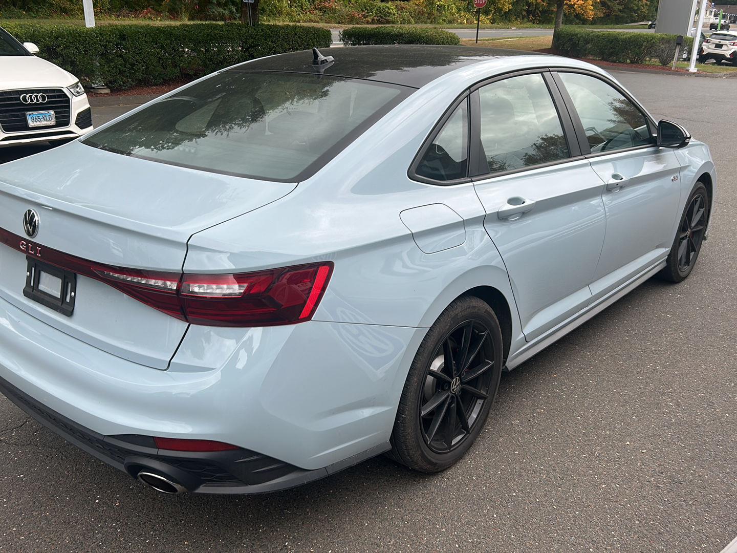 2025 Volkswagen Jetta GLI Autobahn photo 3