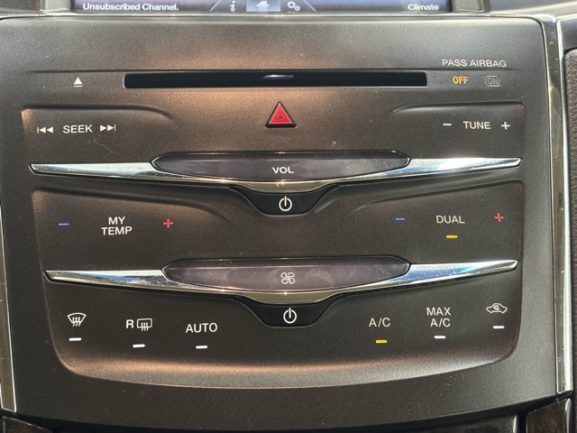 2014 Lincoln MKS Base photo 21