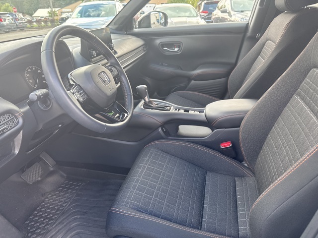 2025 Honda HR-V Sport photo 14