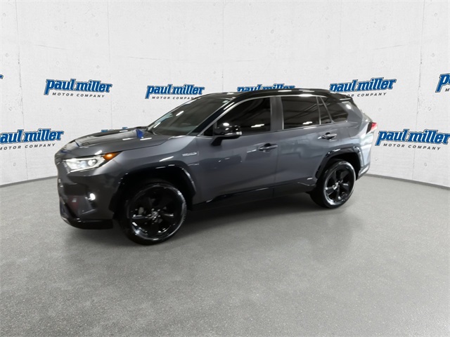 2019 Toyota RAV4 Hybrid XSE photo 6