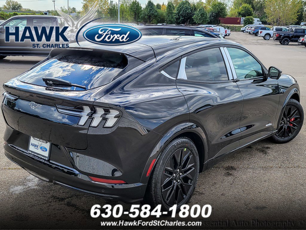 2025 FORD MUSTANG MACH-E - Image 6