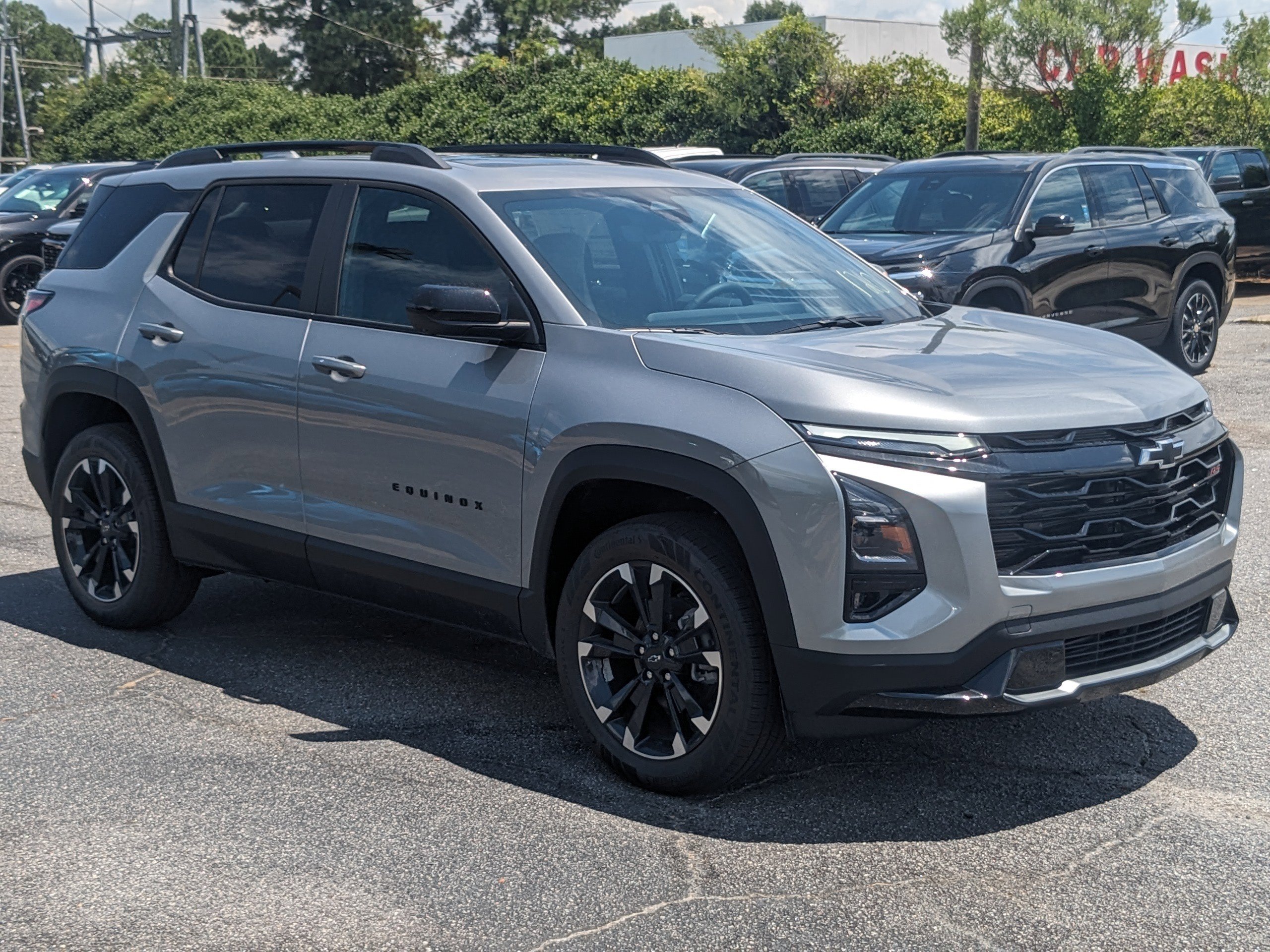 2026 Chevrolet Equinox RS photo 2