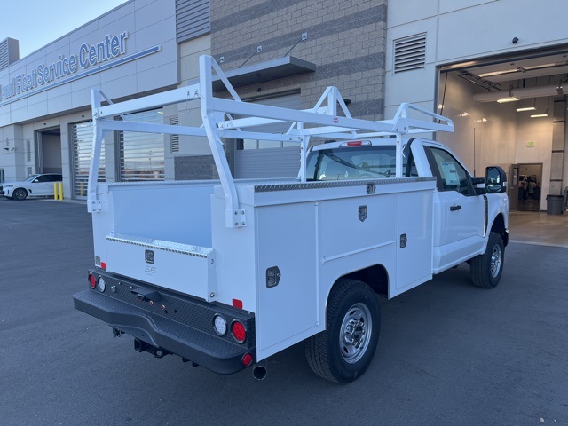 2026 Ford F-250 photo 2