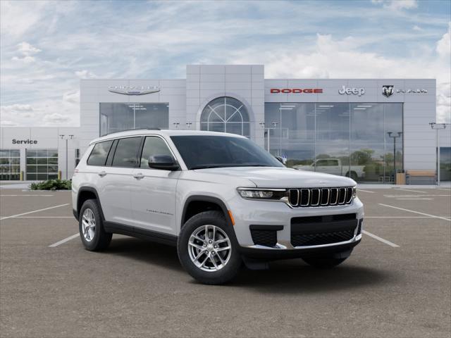 2025 Jeep Grand Cherokee L Laredo's photo