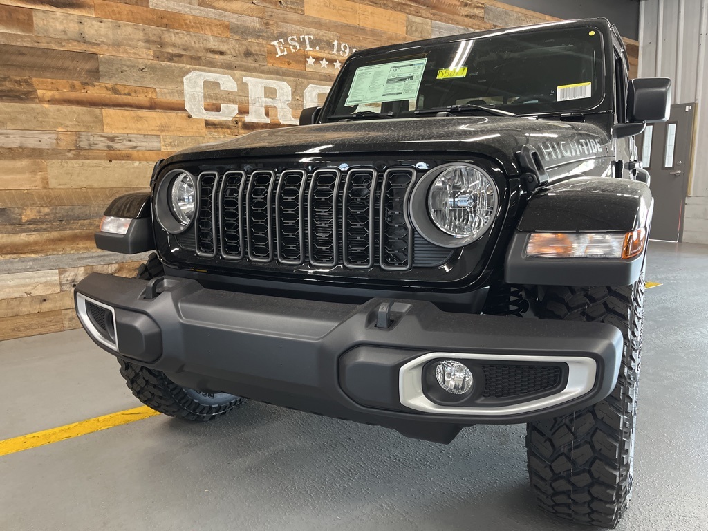 2025 Jeep Gladiator Sport photo 12