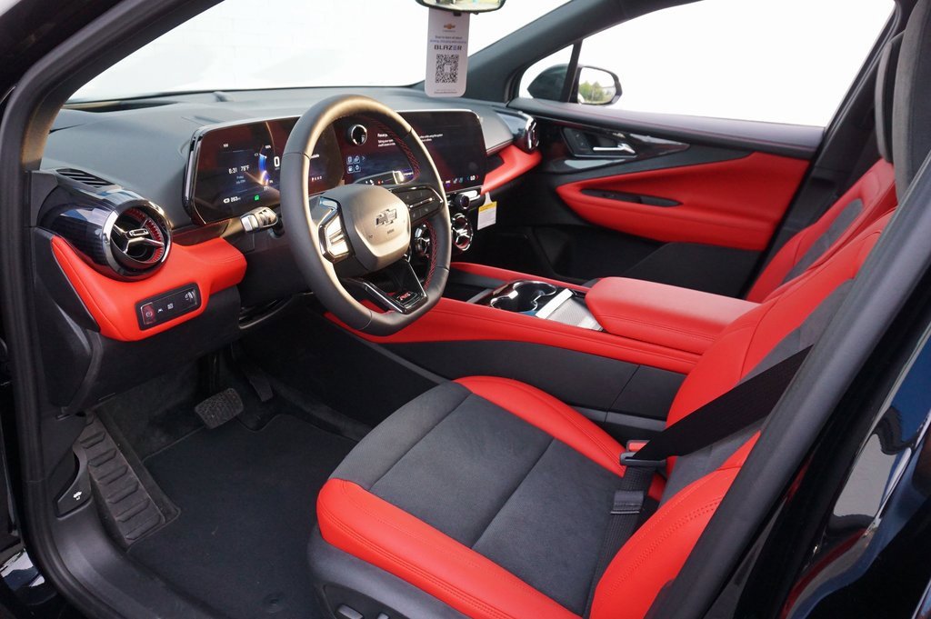 2025 Chevrolet Blazer EV RS photo 7