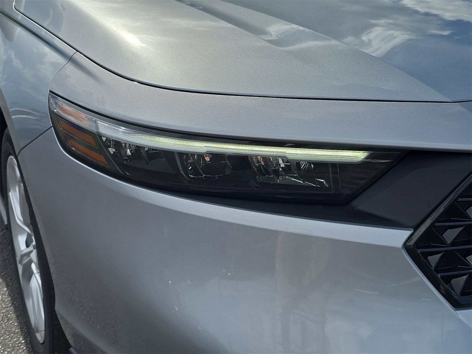 2025 Honda Accord 1.5T LX photo 5