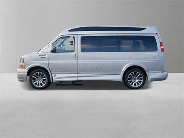 Used 2021 GMC Savana Cargo Work Van with VIN 1GTW7AFP9M1268366 for sale in Saint Paul, Minnesota