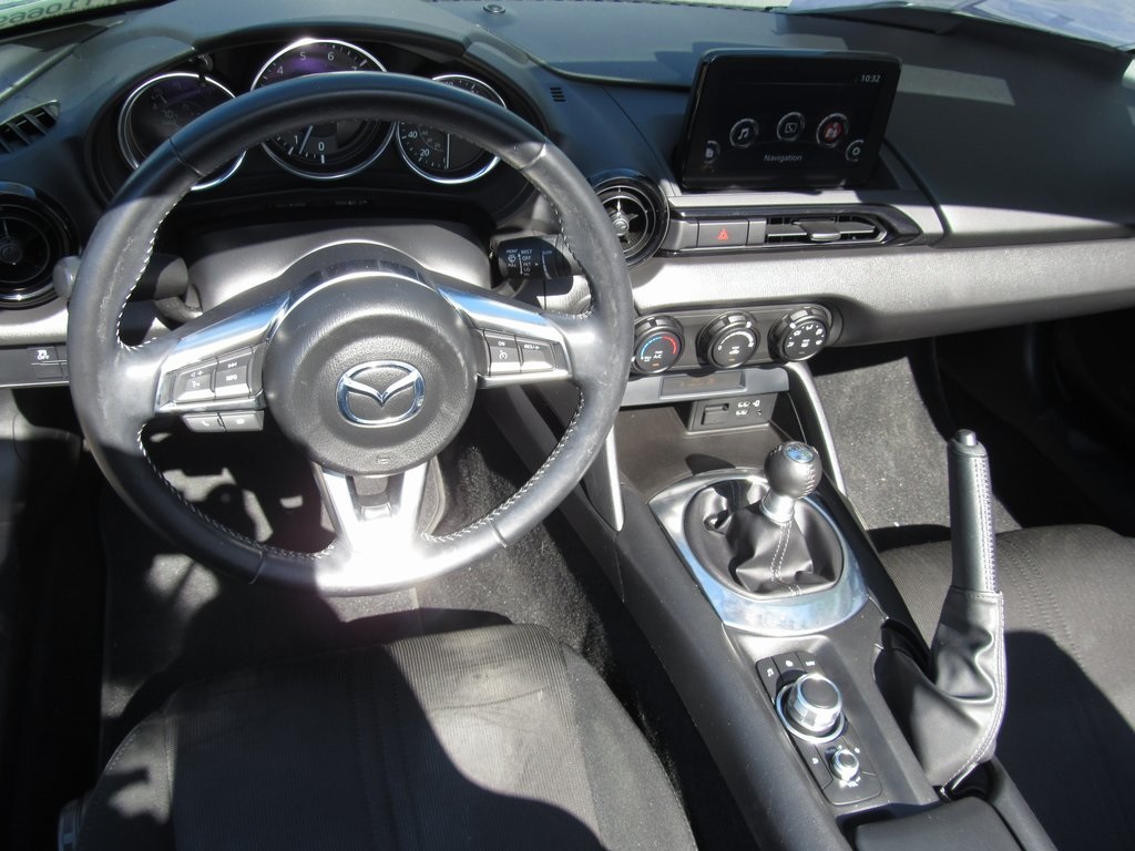 2020 Mazda MX-5 Miata Miata Sport photo 23