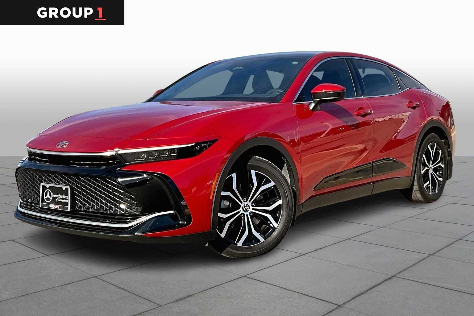 2023 Toyota Crown Limited's photo