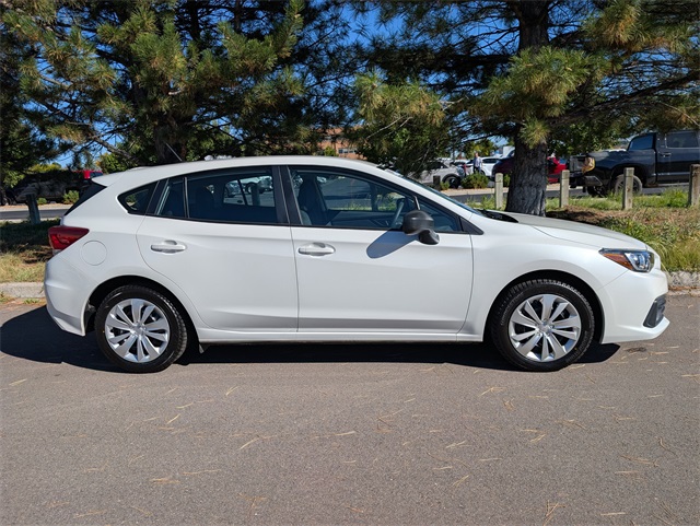 2023 Subaru Impreza Base photo 2
