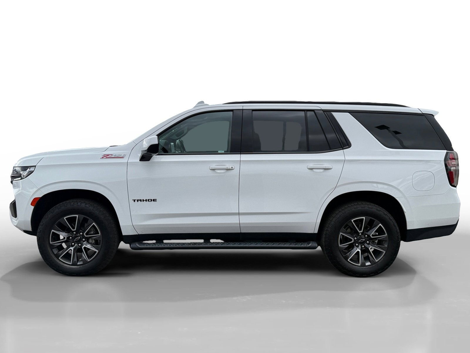 2021 Chevrolet Tahoe Z71 photo 2