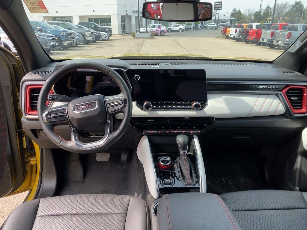 2023 Gmc Canyon AT4X photo 12