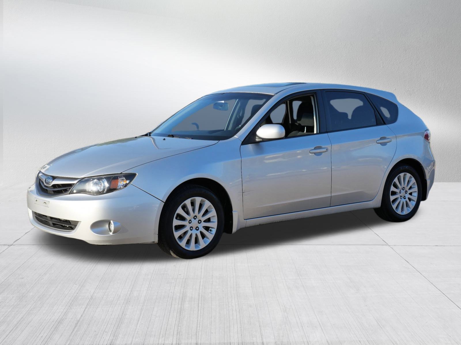2011 Subaru Impreza 2.5i Premium photo 3