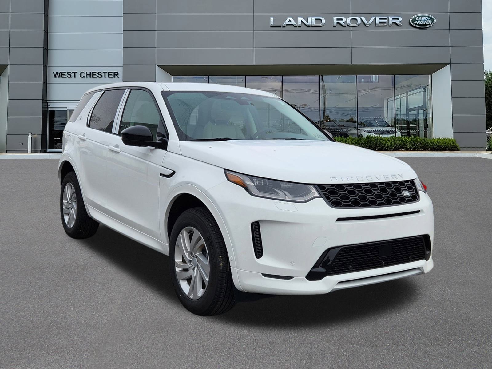 2025 Land Rover Discovery Sport S photo 2