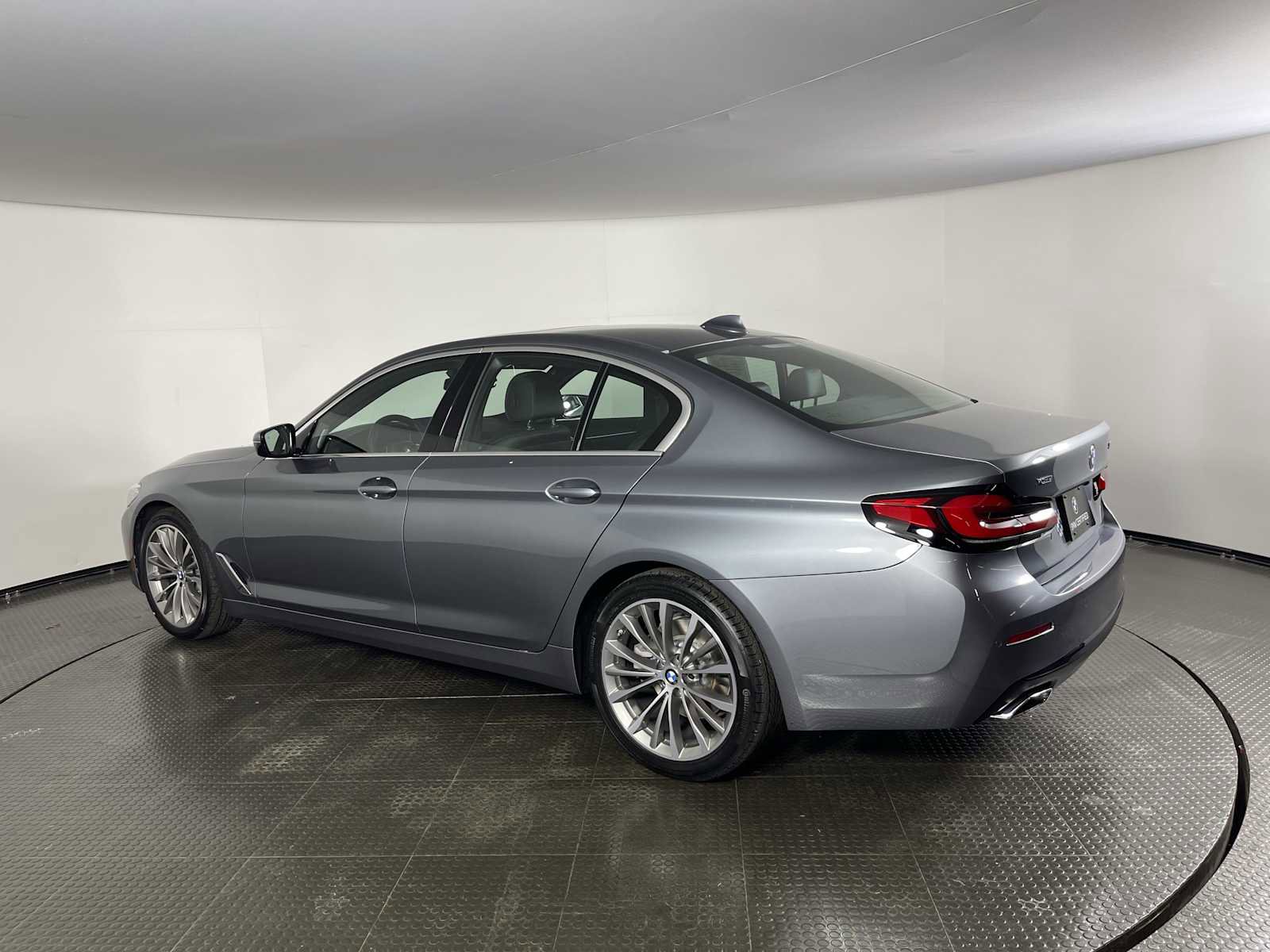 2022 Bmw 530i 530i xDrive photo 3