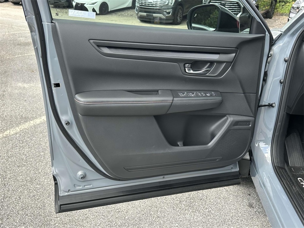 2026 Honda CR-V Hybrid photo 4