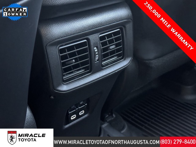 2023 Toyota RAV4 Hybrid XSE photo 30