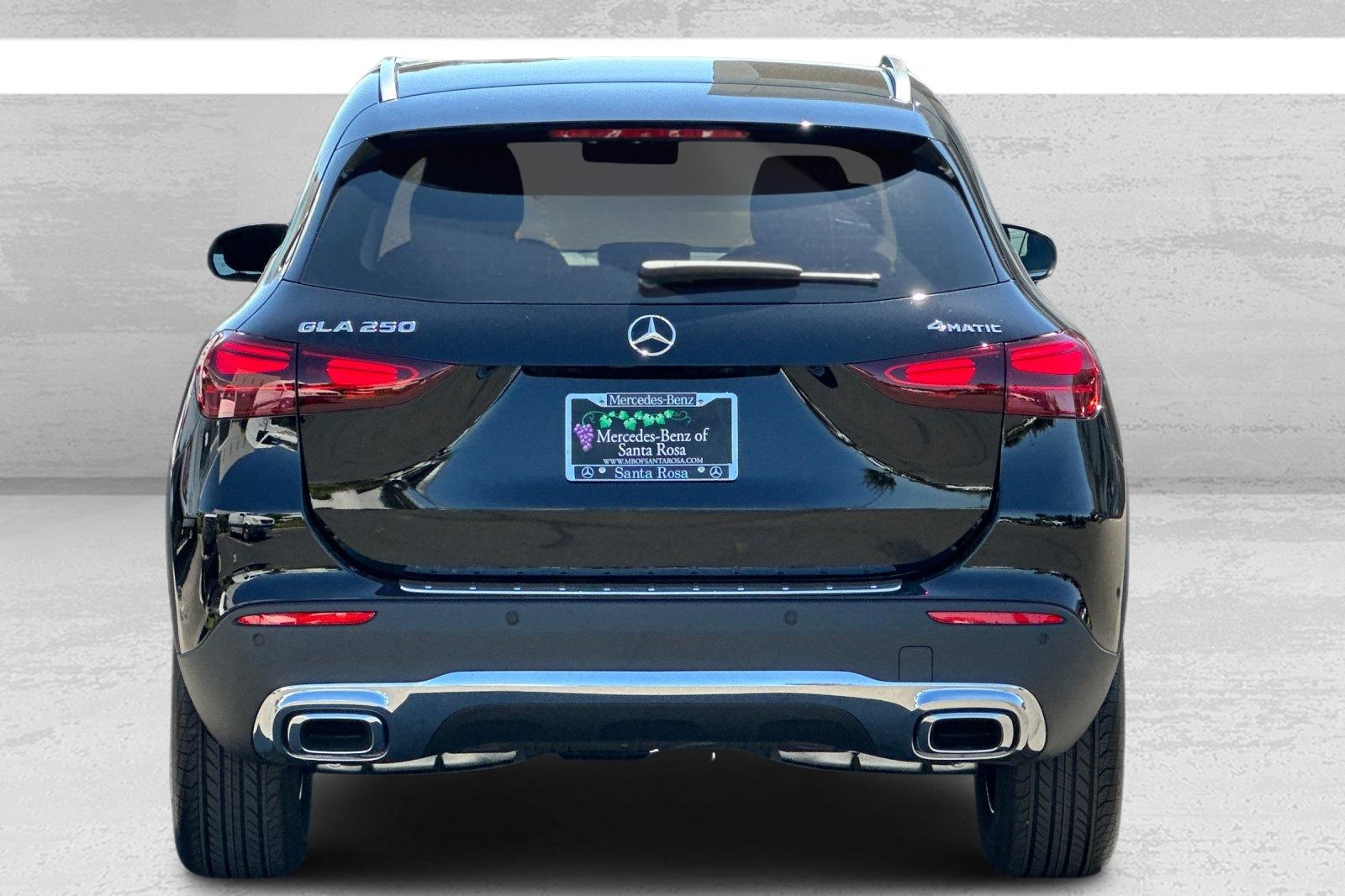 2026 Mercedes Benz GLA 250 4MATIC photo 4