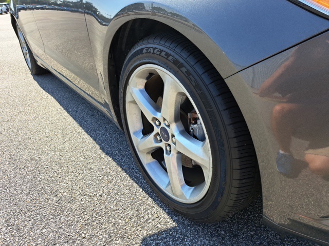 2016 Ford Fusion SE photo 4