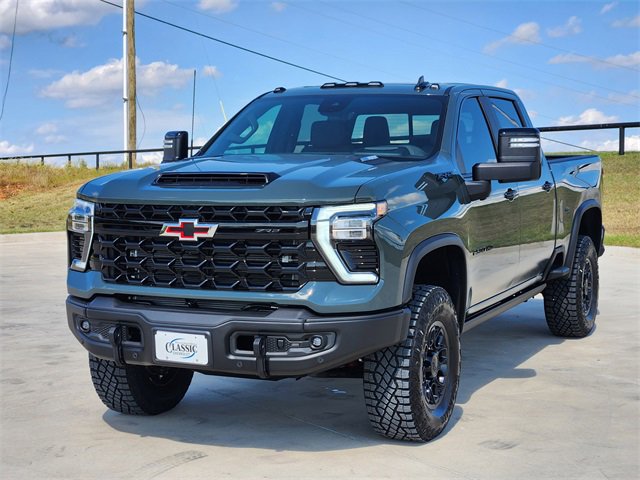 2026 Chevrolet Silverado 2500HD ZR2 photo 2