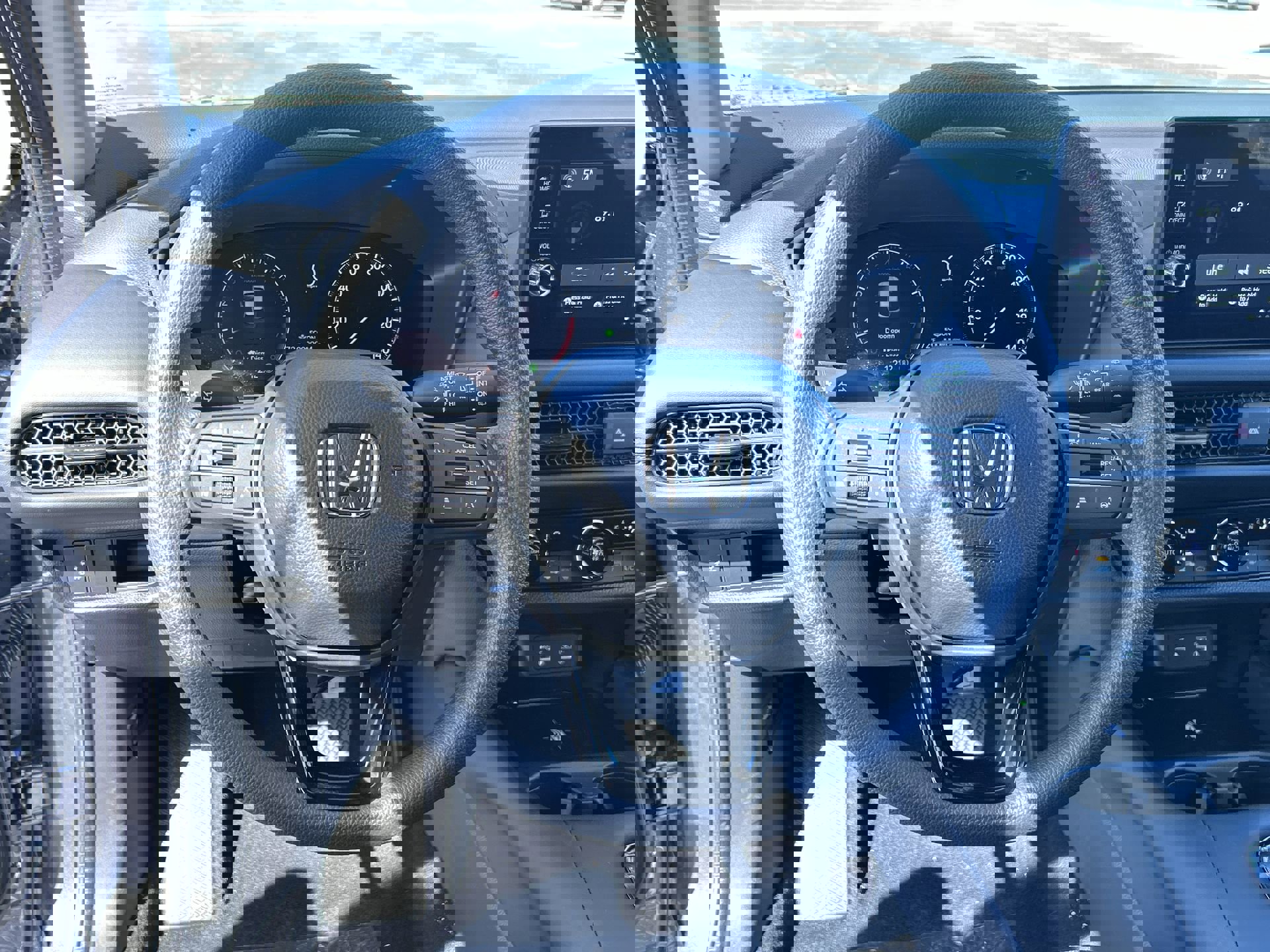 2026 Honda HR-V LX photo 13
