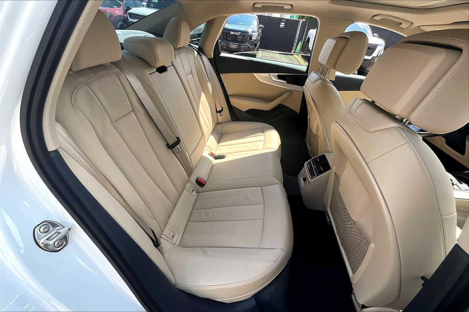 2018 Audi A4 Premium Plus photo 19