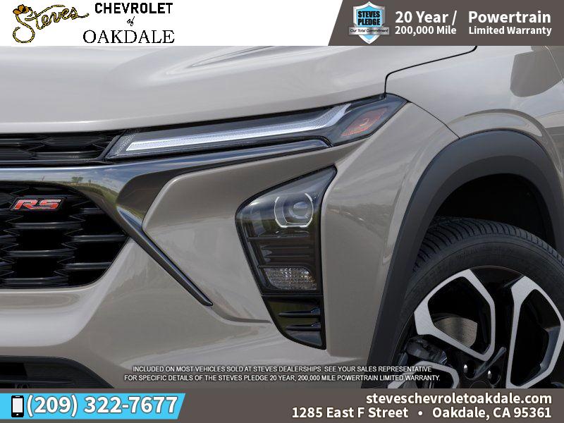 2026 Chevrolet Trax photo 2