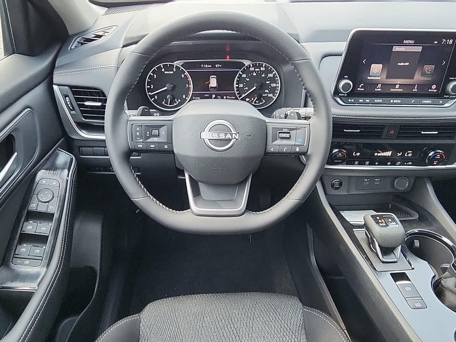 2026 Nissan Rogue SV photo 8