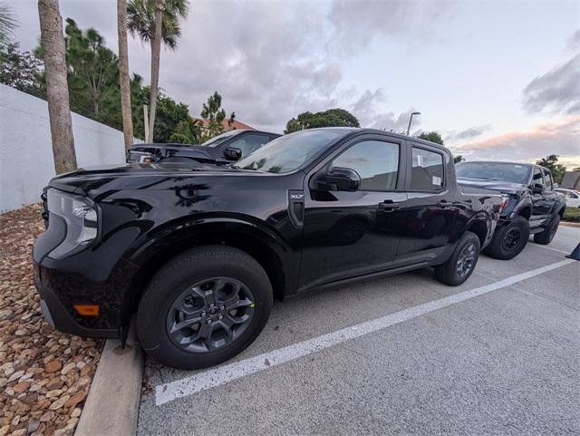 2025 Ford Maverick XLT photo 4