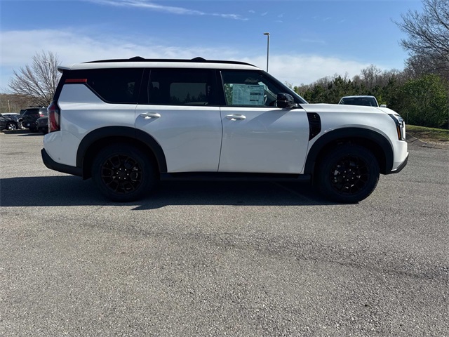 2025 Nissan Armada photo 3