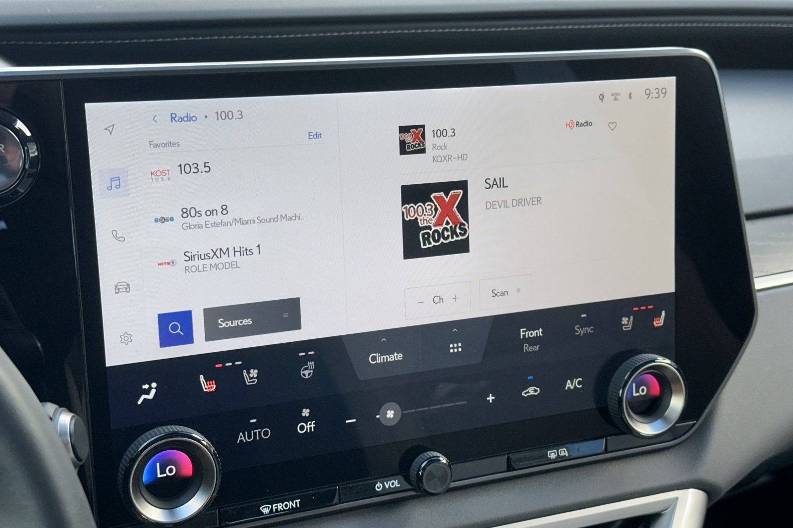 2024 Lexus RX 350h Premium photo 10