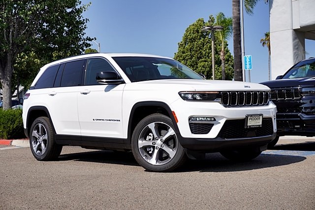 2023 Jeep Cherokee 4xe photo 2
