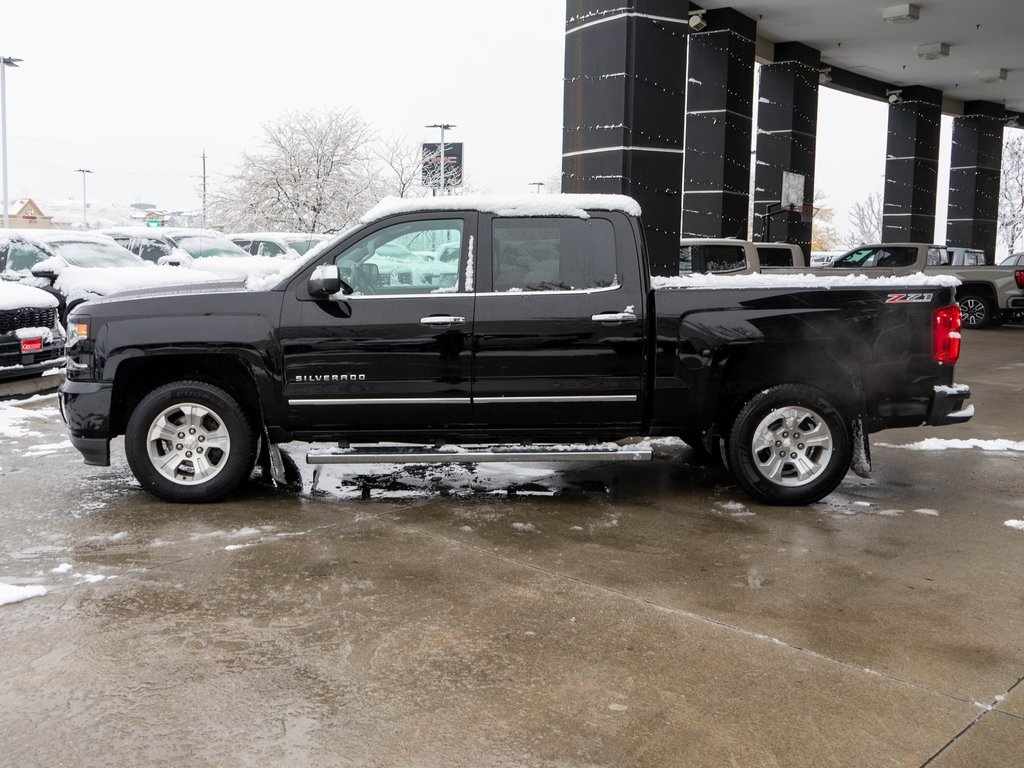 2016 Chevrolet Silverado 1500 LTZ photo 2