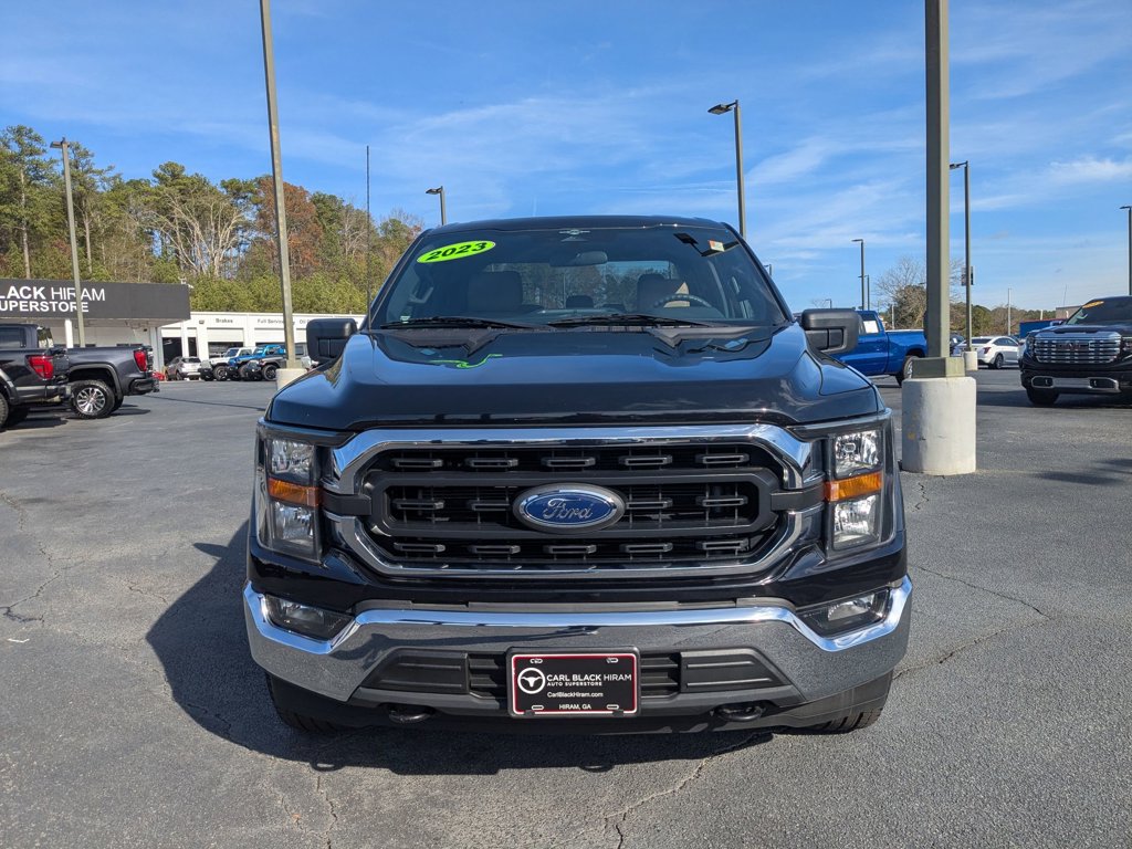 2023 Ford F-150 XLT photo 2