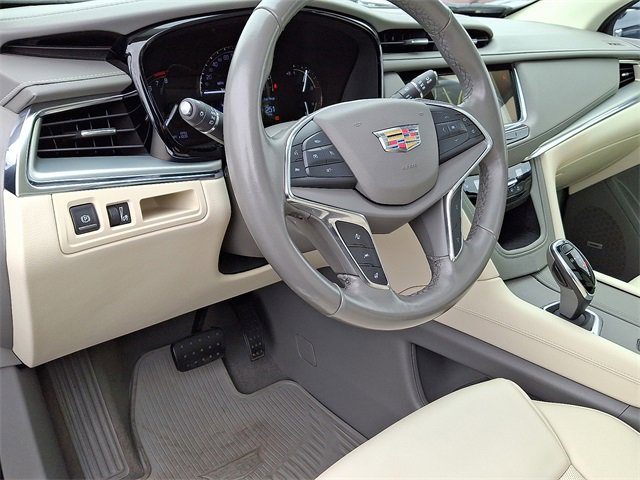 2019 Cadillac XT5 Luxury photo 12