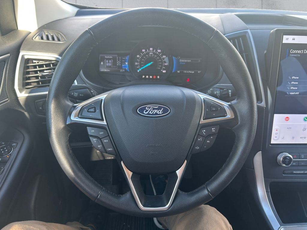 2024 Ford Edge SEL photo 7