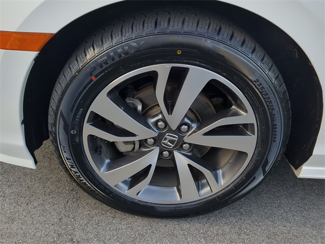 2021 Honda Odyssey Touring photo 10