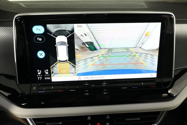 2025 Volkswagen Atlas Cross Sport SEL Premium R-Line photo 4