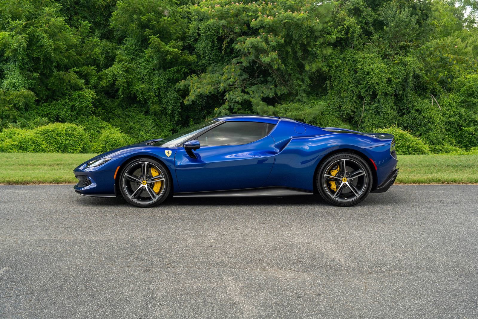 2024 Ferrari 296 GTB Base photo 3