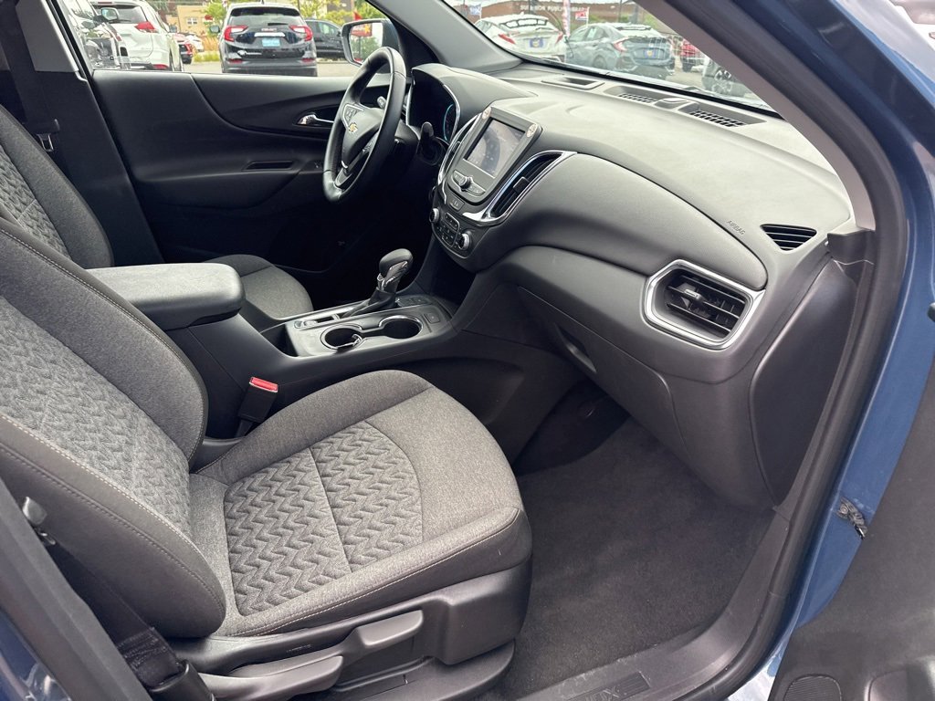 2024 Chevrolet Equinox LT photo 28