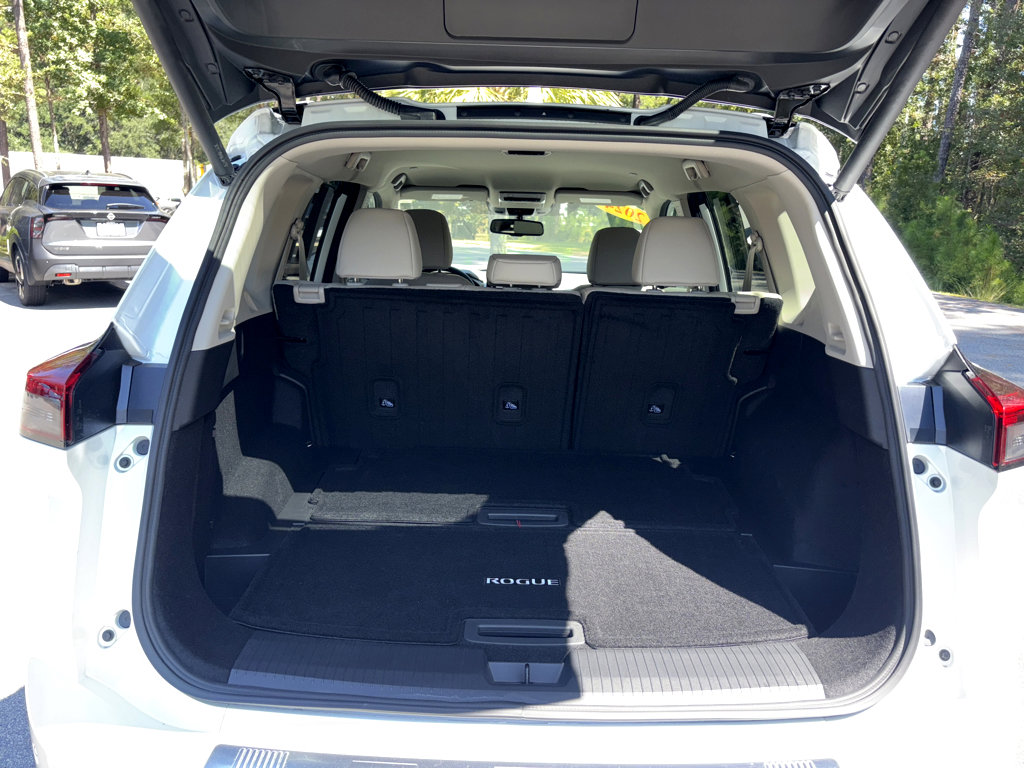 2024 Nissan Rogue SL photo 30