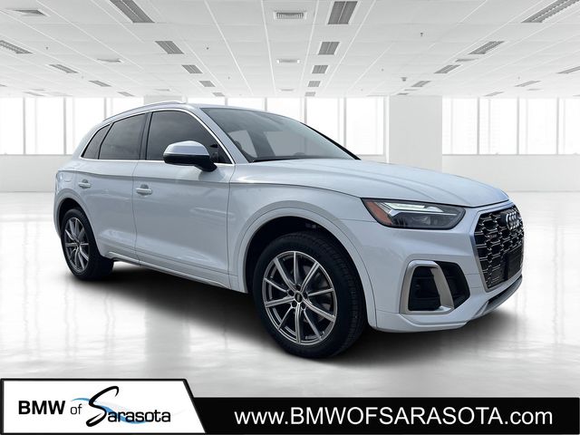 2022 Audi SQ5 Premium Plus's photo
