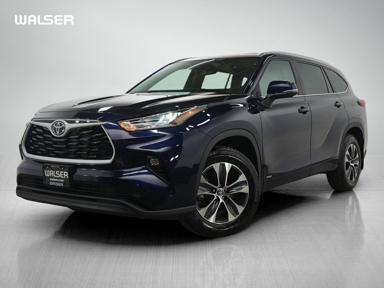 2025 Toyota Highlander Hybrid XLE's photo