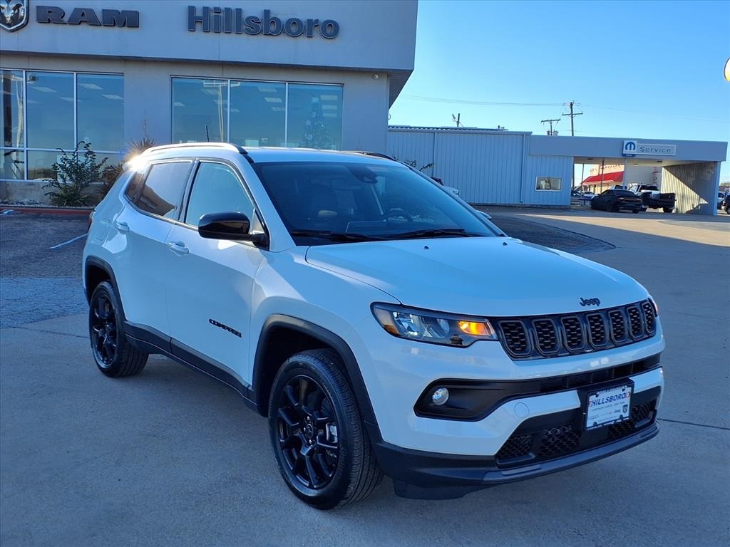 2026 Jeep Compass Altitude's photo