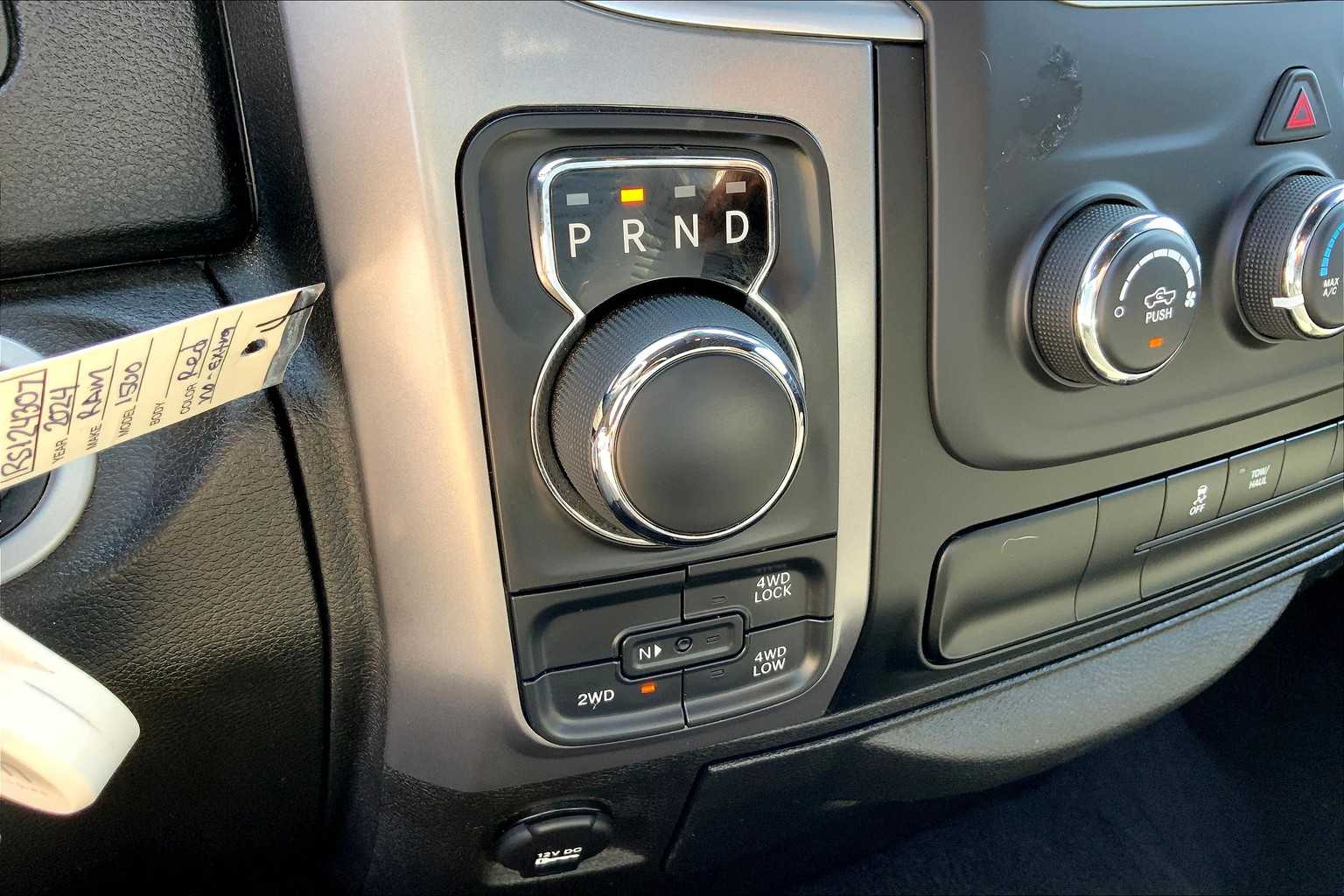 2024 Ram 1500 Classic Warlock photo 32