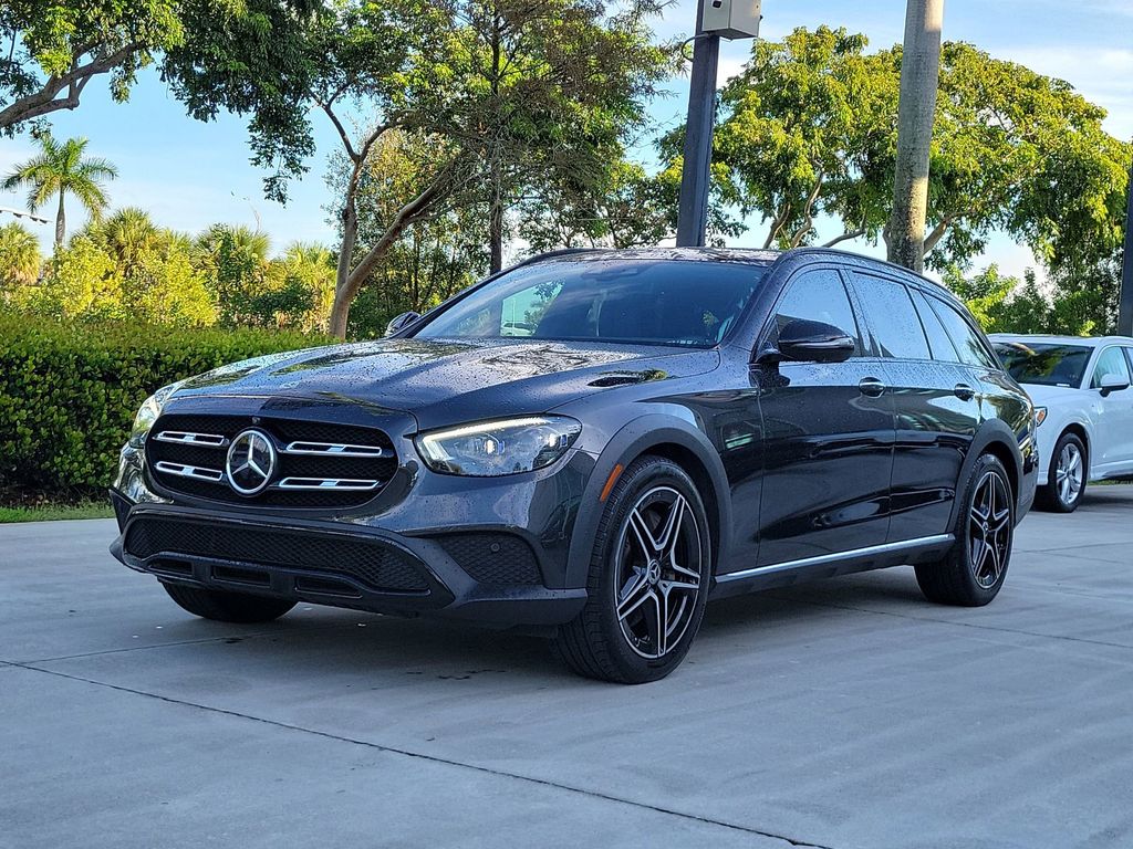 2021 Mercedes-Benz E-Class E450 All-Terrain's photo