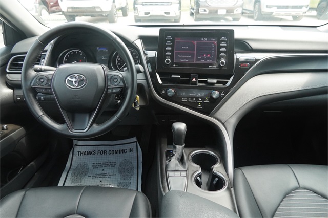 2024 Toyota Camry SE photo 11