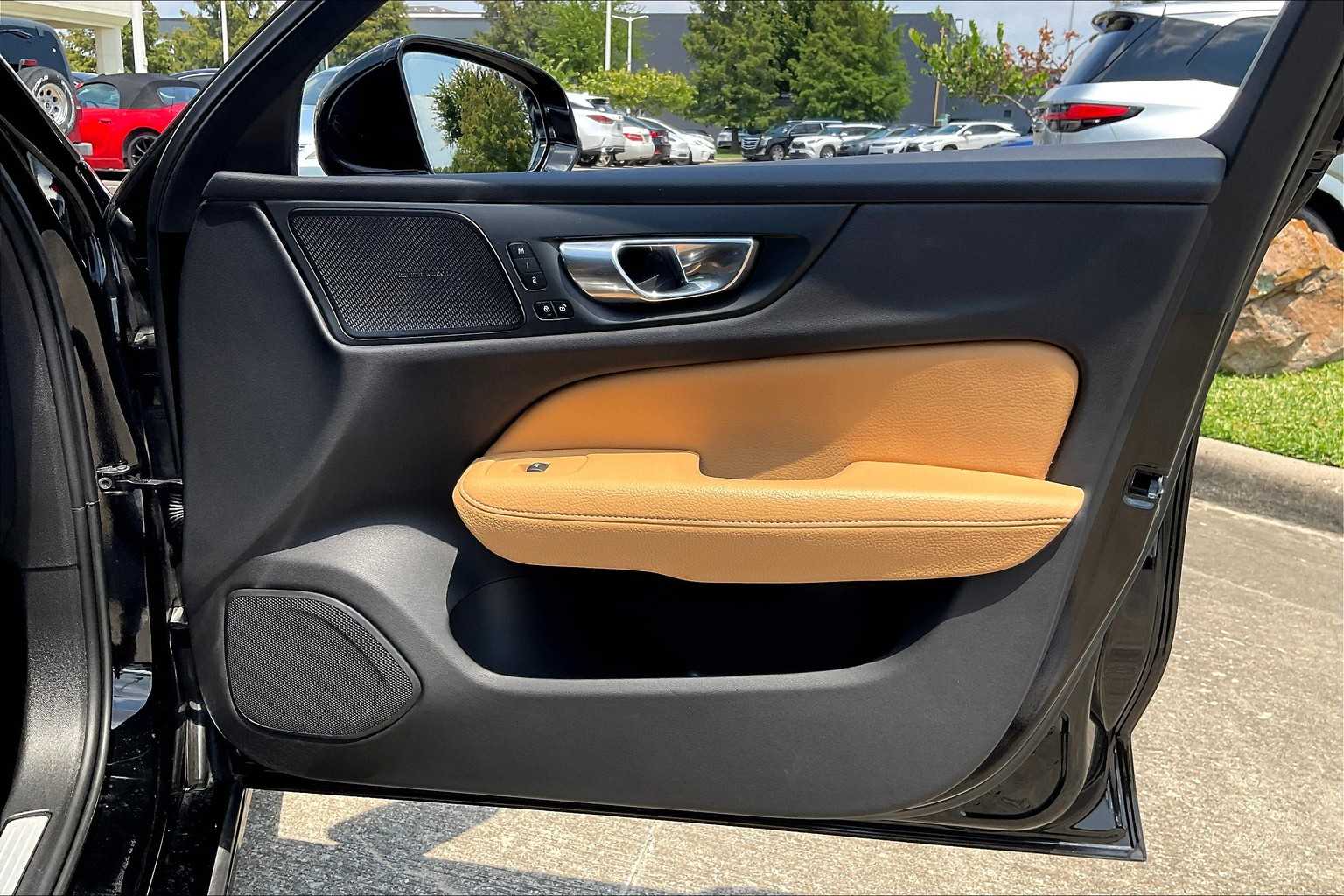 2019 Volvo S60 Inscription photo 20
